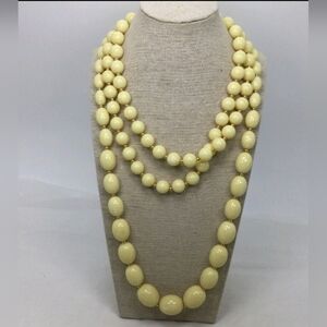 Vintage Joan Rivers Lot of 2 Off-White Acrylic Beaded Necklaces – 30"-34" – EUC
